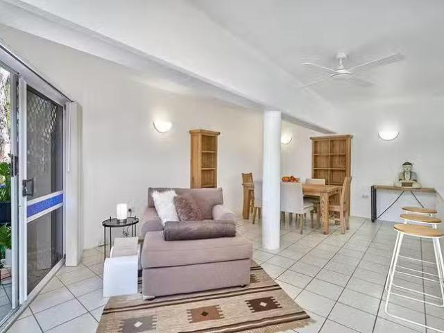 Unique 4/79 Arlington Esplanade, Clifton Beach, QLD 4879