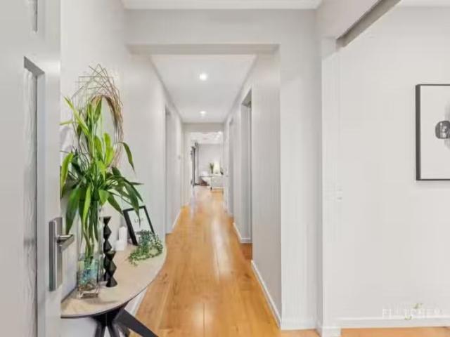 Charming 48 Begonia Street, Box Hill South VIC 3128 House Au.