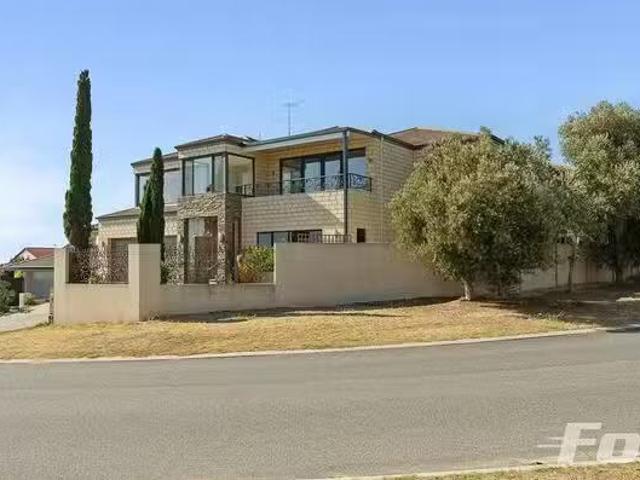 Charming 48 Mooring Crescent, Ocean Reef, WA 6027