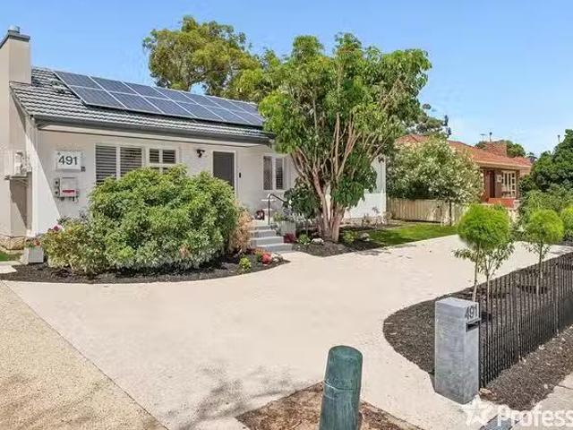 Cozy 491 Kalamunda Road, High Wycombe, WA 6057
