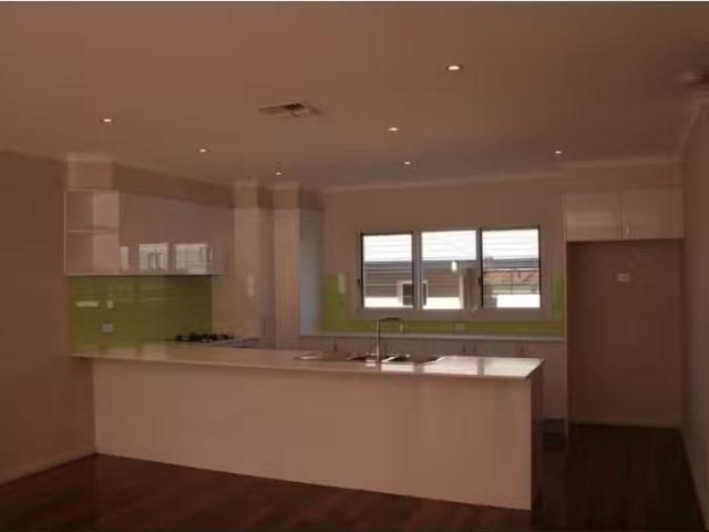 For Rent! 4/9 11 Paddison Avenue, Gymea Apartment for rent Li.