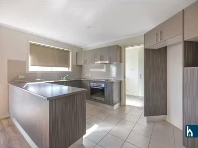 Cheap 4/9 Bowen Avenue, GUNNEDAH Apartment for rent Listed by.