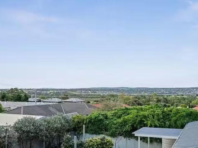Deal! 4 Oxford Street, Port Noarlunga South, SA 5167