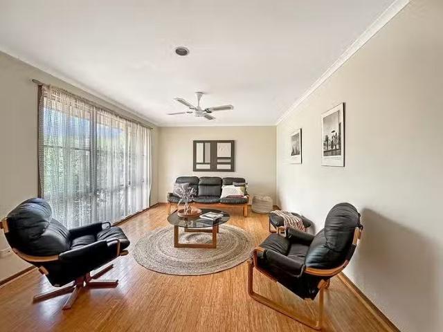 Cheap 4 Bader Court, Frankston South, VIC 3199