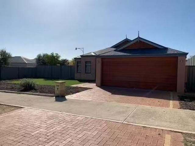 Cheap 4 Ballidu Way, Baldivis, WA 6171