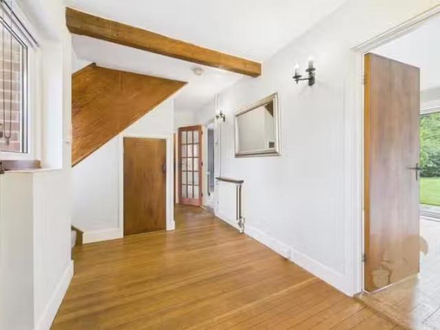 Rental! 4 bedroom detached house for rent in Alton Drive, Colc.