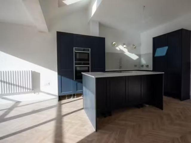 Just in! 4 bedroom house for rent in Llandennis Ave, Cyncoed.