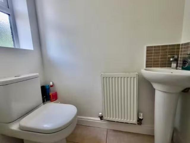 Unique 4 bedroom semi detached house for rent in Bankside, Bro.