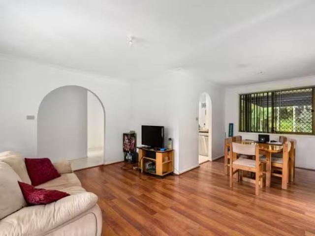 Nice 4 birdle Court, COFFS HARBOUR House for rent Listed by C.