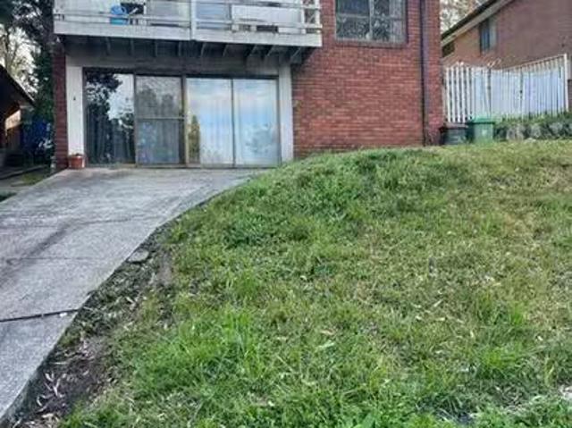 Cheap 4 BR Niagara Park, NSW 2250