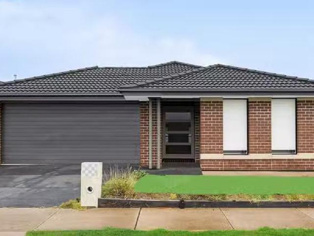 Charming 4 BR 14 Bolton Street, Melton South, VIC 3338
