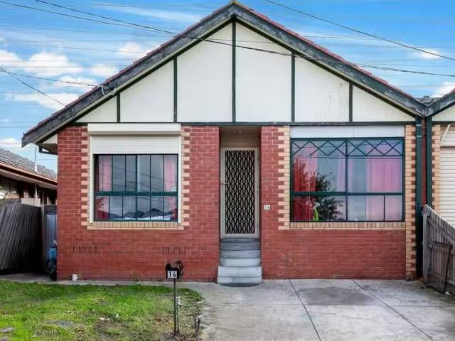 Charming 4 BR 14 Winston Street, Lalor VIC 3075 House For Le.