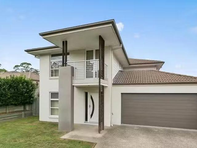For Rent! 4 BR 15 Baychester Place, WAKERLEY, QLD 4154 House.