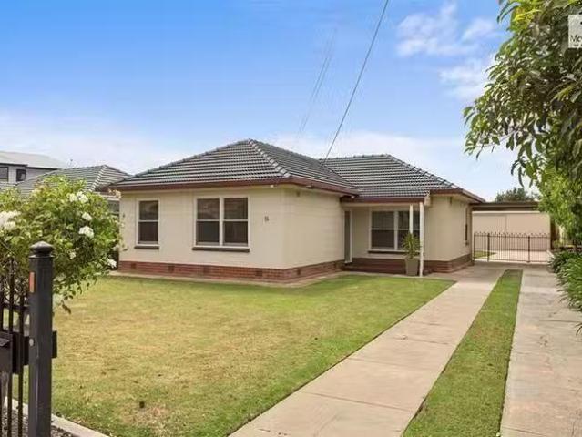 For Rent! 4 BR 15 Duggan Avenue, Glengowrie, SA 5044