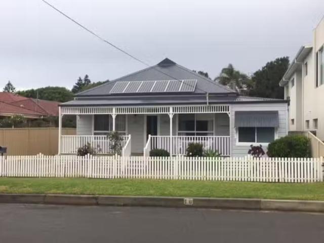 For Rent! 4 BR 16 Harbord Street, Thirroul House for rent Lis.