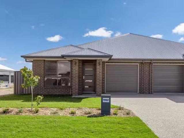 Cozy 4 BR 1/79A Ocean View Drive, WOODGATE, QLD 4660 House f.