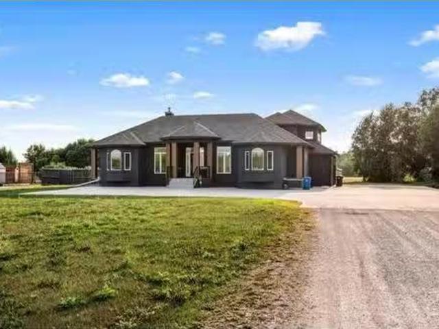 Just in! 4 BR 1892 Mccreary Road, Winnipeg, MB, R3P 0S8 hous.
