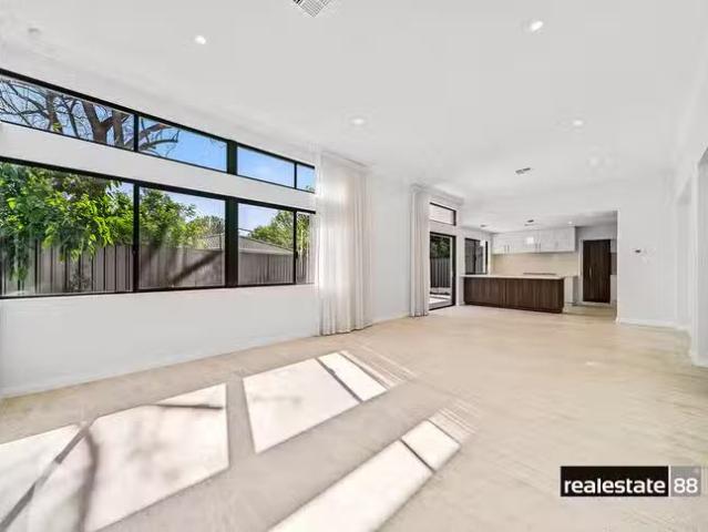 Nice 4 BR 19B Strome Road, Applecross, WA 6153