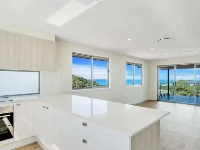 Rental! 4 BR 109 Dress Circle, COFFS HARBOUR House for rent L.