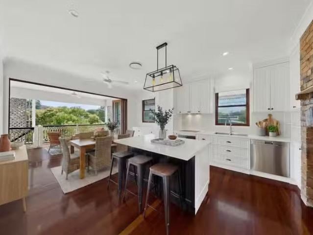 Nice 4 BR 119 Fernberg Road, PADDINGTON, QLD 4064 House for.
