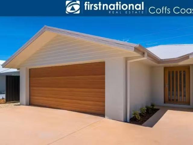 Unique 4 BR 11 Carey Way, Coffs Harbour House for rent Listed.