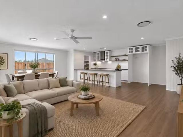 For Rent! 4 BR 13 Stately Crescent, NARANGBA, QLD 4504 House.
