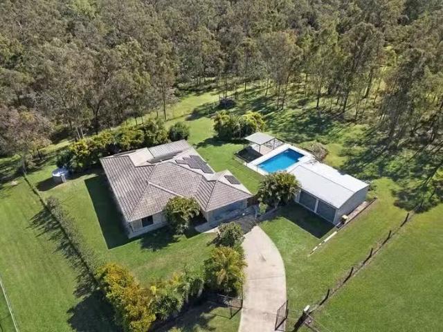 Just in! 4 BR 1 Pat Slattery Place, Lowood, QLD 4311