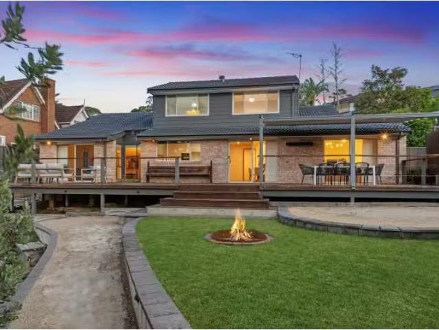 Rental! 4 BR 24 Needlebrush Close, Alfords Point House for ren.