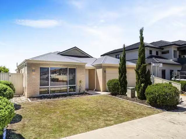 Unique 4 BR 25 Braemount Road, Darch, WA 6065