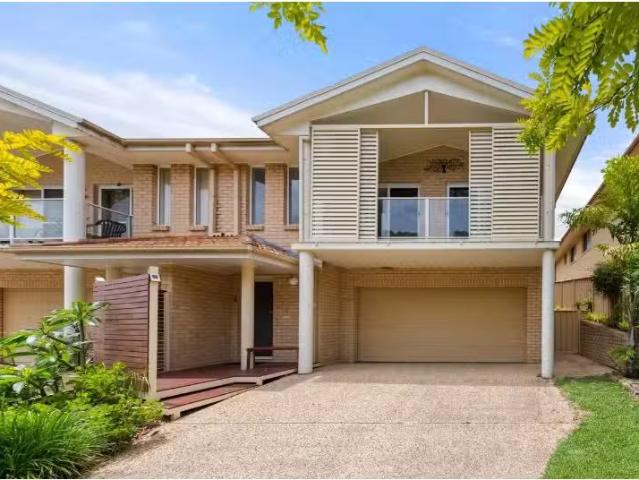 Unique 4 BR 2/70 Blanch Street, BOAT HARBOUR House for rent L.
