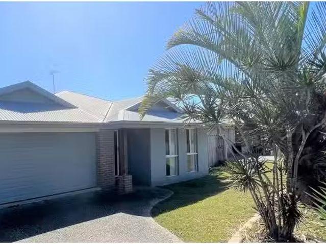 Deal! 4 BR 2/8 Greenwood Drive, GLENELLA House for rent Liste.