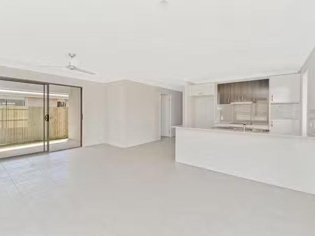 Charming 4 BR 28 Whitehaven Street, Burpengary, QLD 4505