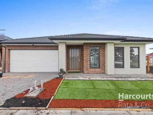 For Rent! 4 BR 22 Fairhill Road, Wollert, VIC 3750 House for.