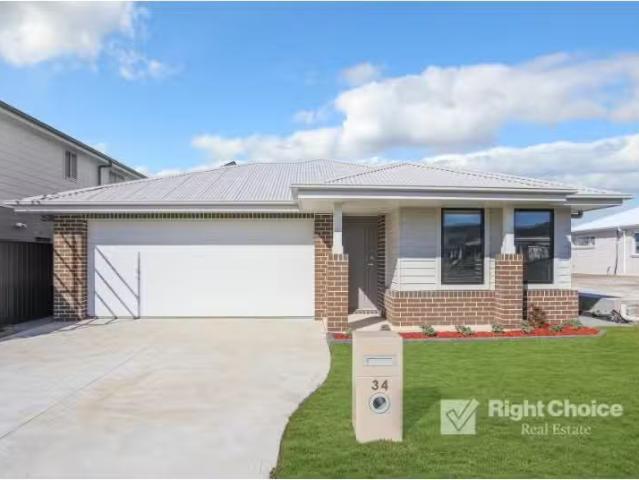 Rental! 4 BR 34 Hatter Circuit, Calderwood House for rent Lis.