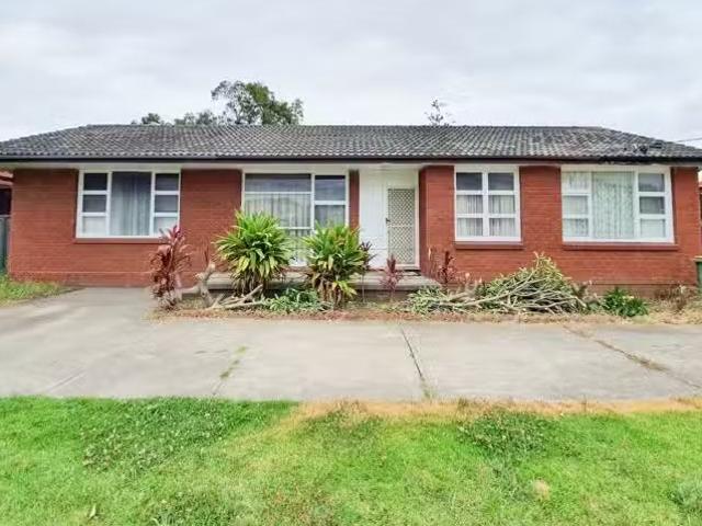 Rental! 4 BR 35 Boyd Street, Cabramatta West House for rent L.