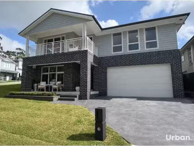Charming 4 BR 38 Tarkalong Street, Edgeworth House for rent L.