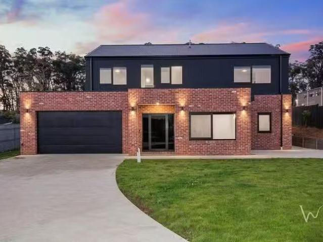 New 4 BR 39 Reservoir Road, Monbulk, VIC 3793