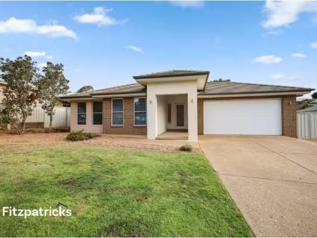 Cheap 4 BR 30 Marylands Way, Bourkelands House for rent Liste.