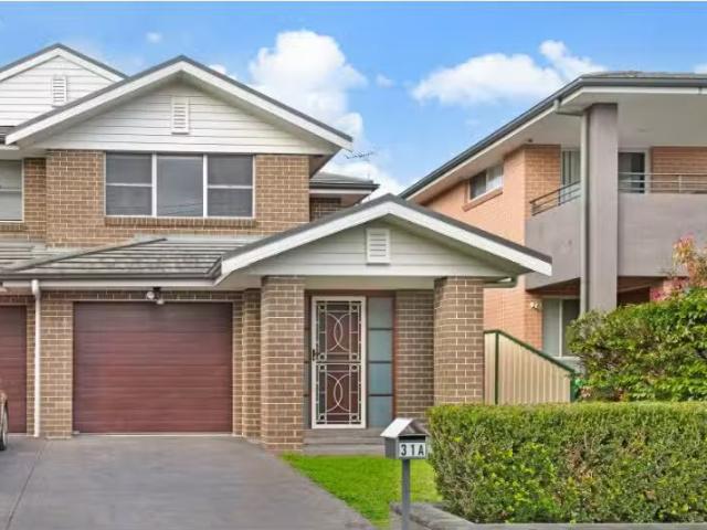 Rental! 4 BR 31A Laundess Avenue, Panania Townhouse for rent.