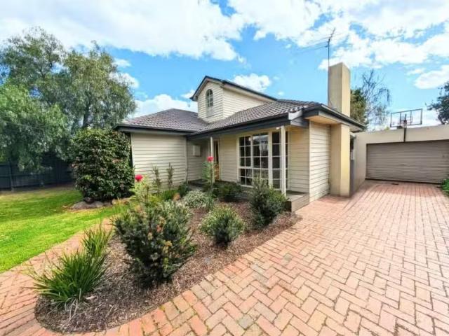 Rental! 4 BR 33 Matilda Road, Moorabbin VIC 3189 House For L.