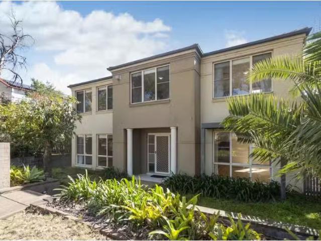 Deal! 4 BR 3 Keirle Road, Kellyville Ridge House for rent Lis.