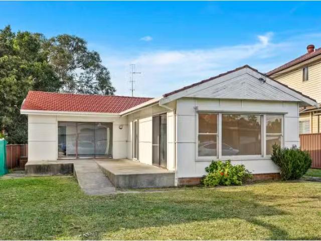 Just in! 4 BR 3 Jobson Ave, Mount Ousley House for rent Liste.