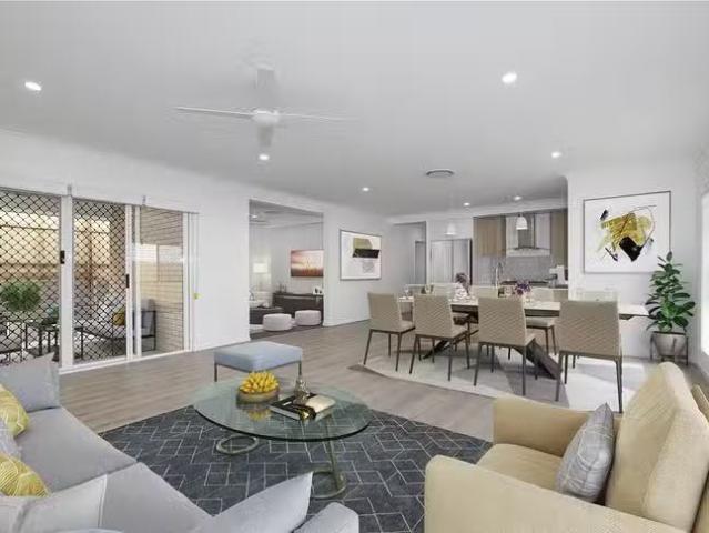 Rental! 4 BR 45 Geoff Wolter Drive, Molendinar, QLD 4214