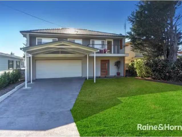 Cozy 4 BR 47 Comarong Street, GREENWELL POINT House for rent.