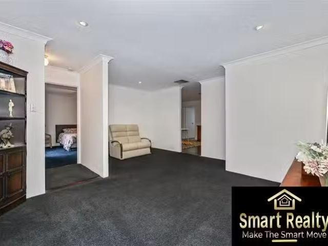 Cheap 4 BR 49 St Andrews Drive, Yanchep, WA 6035
