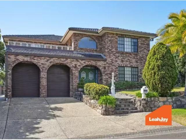 Unique 4 BR 4 Cindi Close, Whitebridge House for rent Listed.