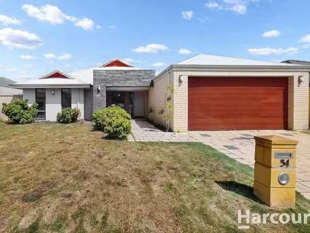 Cozy 4 BR 54 Wyatt Road, Hocking, WA 6065