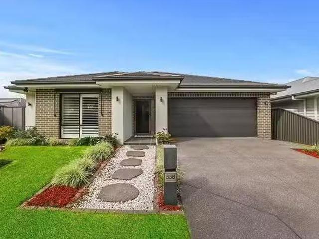Deal! 4 BR 55B Leslie Way, Leppington, NSW 2179