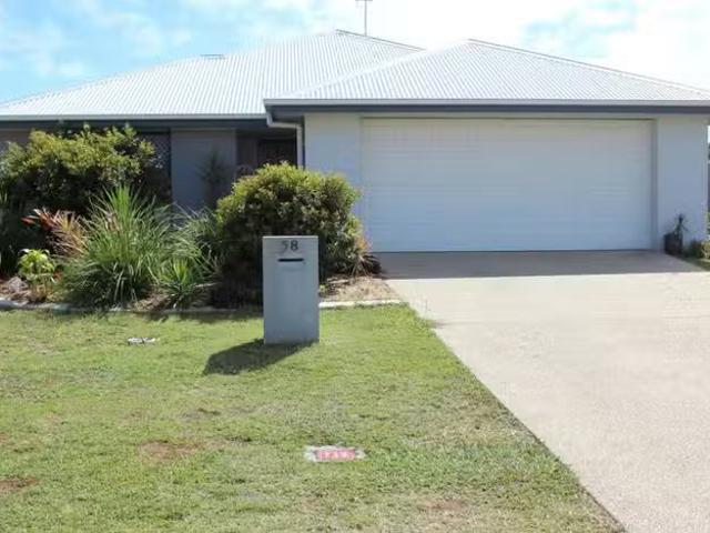 Just in! 4 BR 58 Newport Parade, BLACKS BEACH, QLD 4740 Hous.