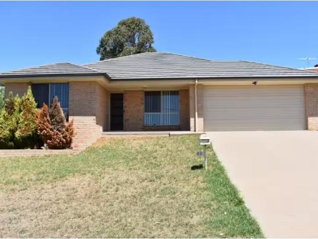 Cheap 4 BR 50 Berthong Street, YOUNG House for rent Listed by.